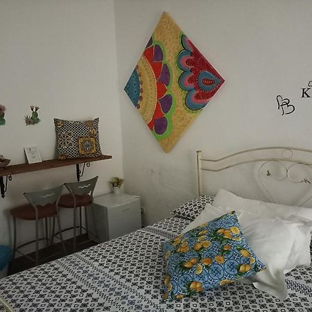 Al Molo Sant'Eligio Hotel Taranto Kültér fotó