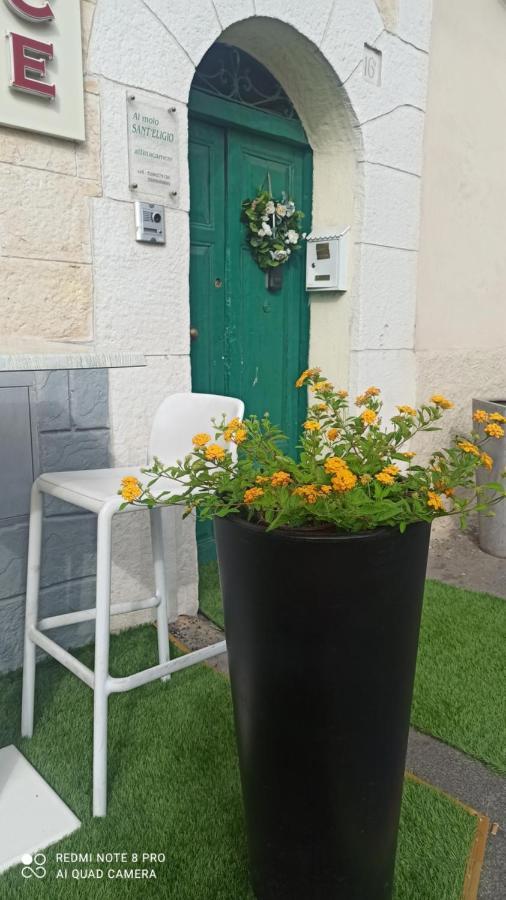 Al Molo Sant'Eligio Hotel Taranto Kültér fotó