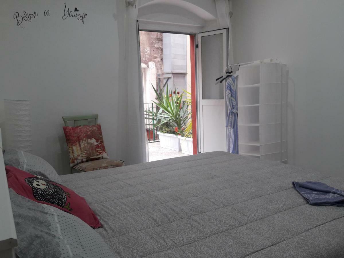 Al Molo Sant'Eligio Hotel Taranto Kültér fotó