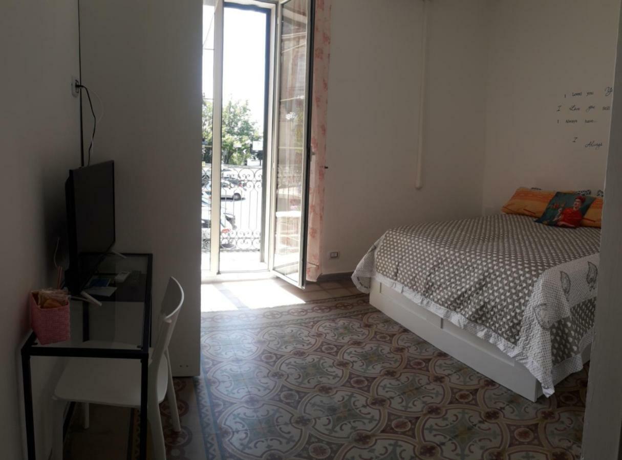 Al Molo Sant'Eligio Hotel Taranto Kültér fotó