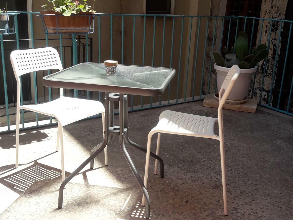 Al Molo Sant'Eligio Hotel Taranto Kültér fotó