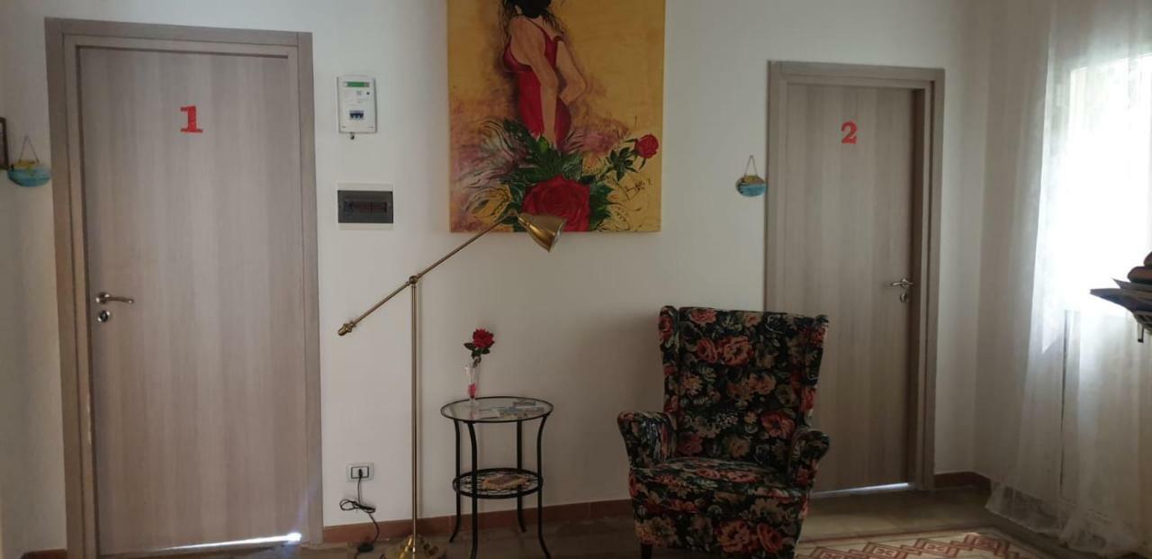 Al Molo Sant'Eligio Hotel Taranto Kültér fotó